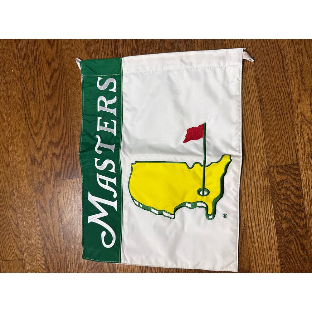 Masters Small Flag - Picture 2 of 6